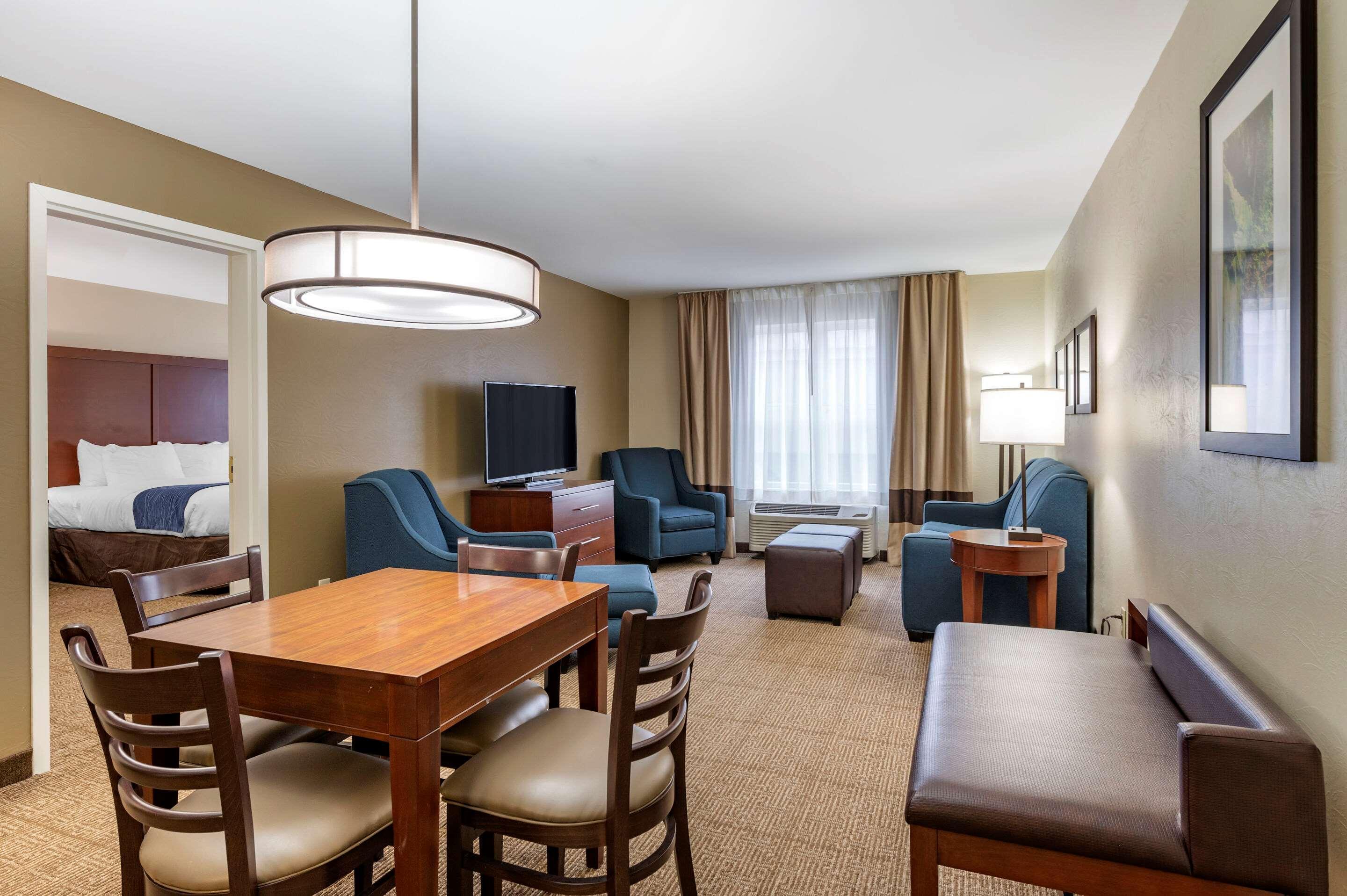 Comfort Inn & Suites Northern Kentucky Wilder Luaran gambar