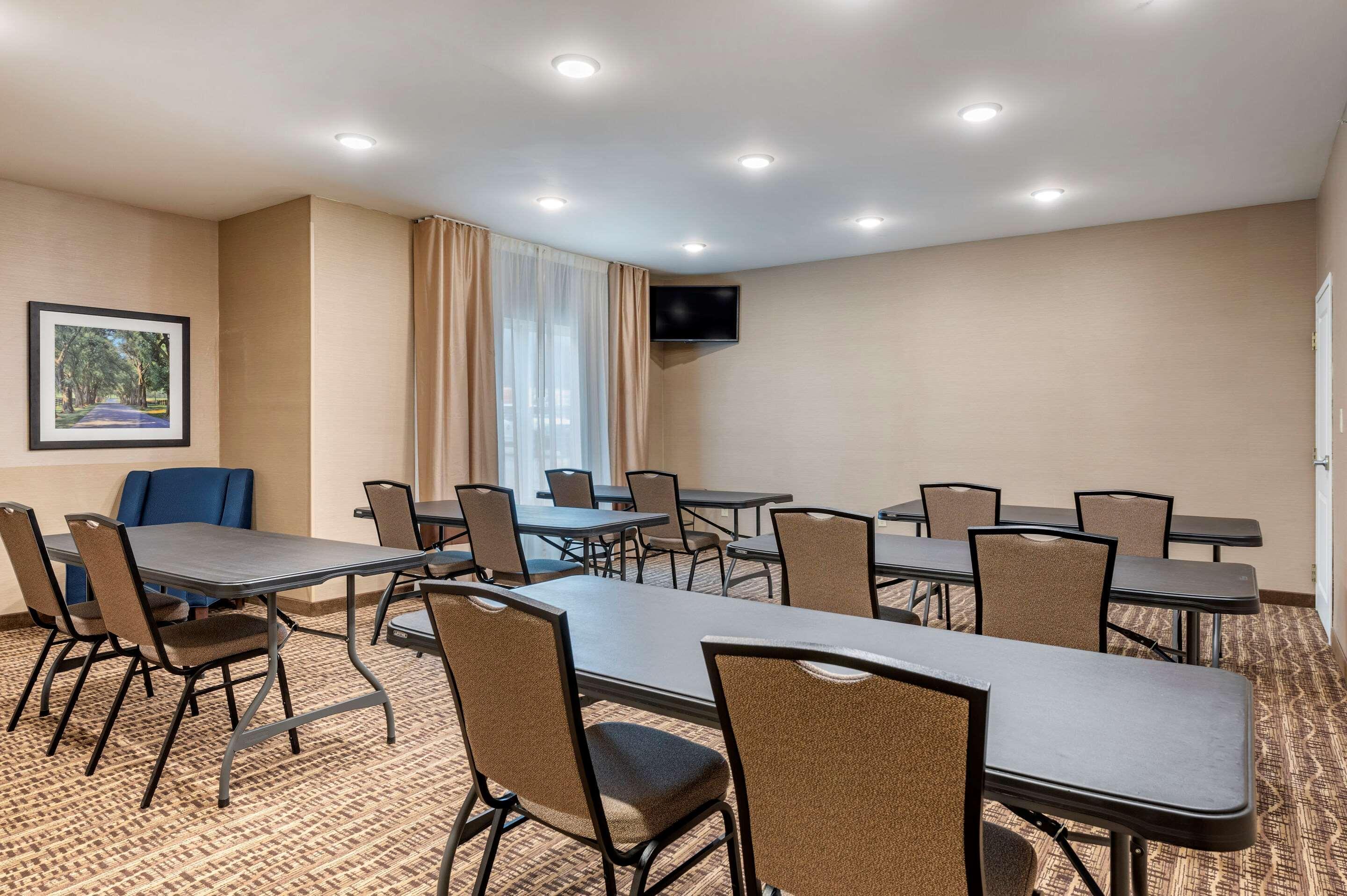 Comfort Inn & Suites Northern Kentucky Wilder Luaran gambar